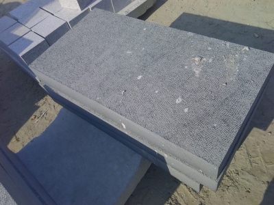 G370 black granite paving slabs