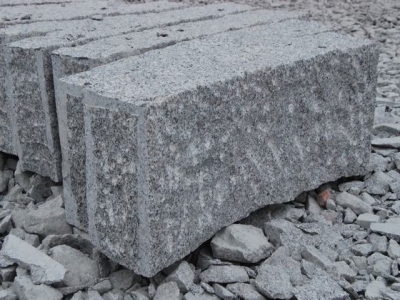 Rough surface curved  curbstone