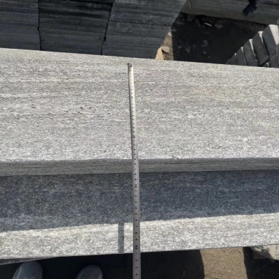 G302 granite square pillar palisades to Germany